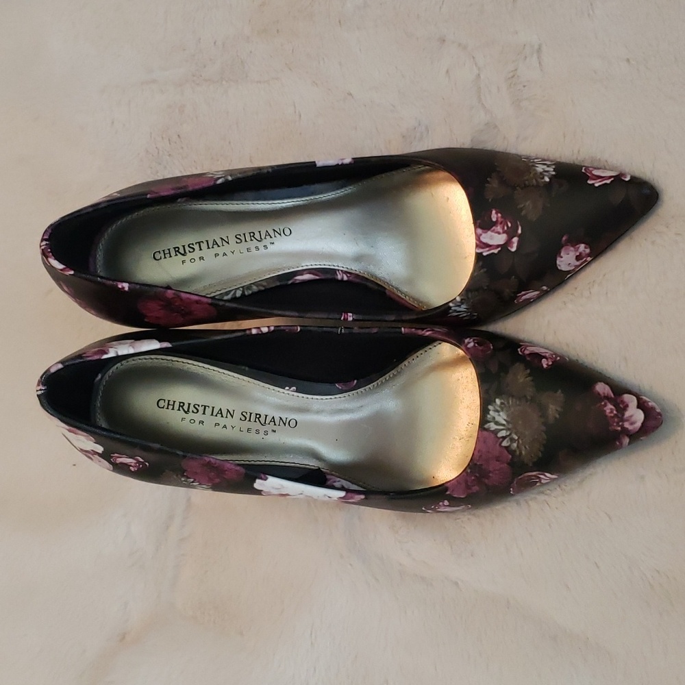 Christian Siriano pump